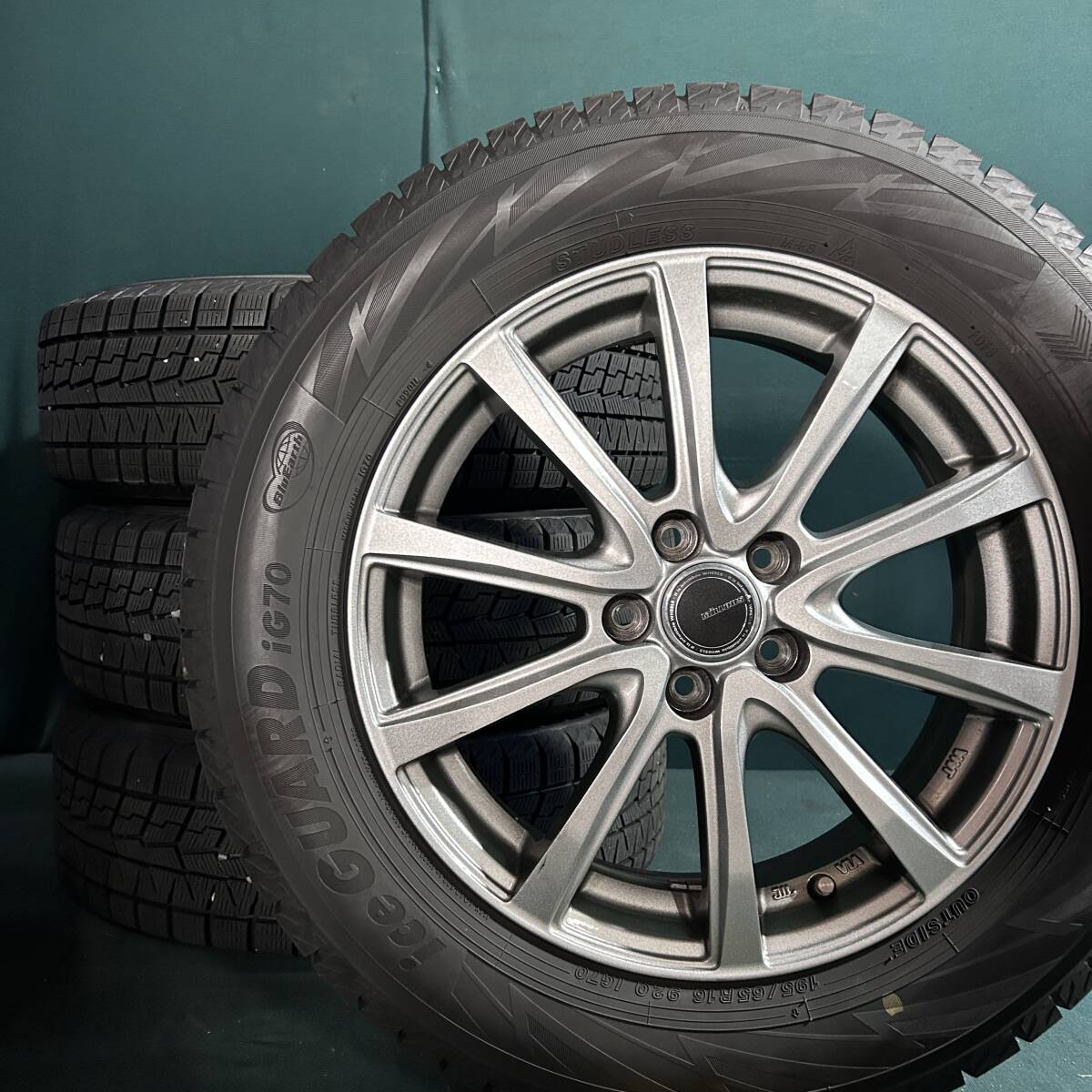 超バリ山イボ付き★ 195/65R16 ヨコハマ IG70 スタッドレス 4本セット 5.5J +40 ロッキー ライズ拍卖