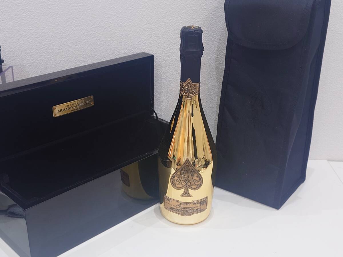★大黒屋★ARMAND DE BRIGNAC GOLD アルマン ド ブリニャック ゴールド シャンパン 750ml 12.5% 未開栓 ケース付拍卖