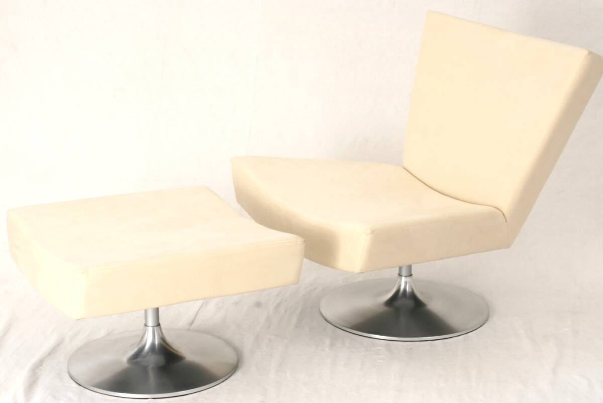 123-124-688-689@318グローレーチェアーオットマンセット拍卖