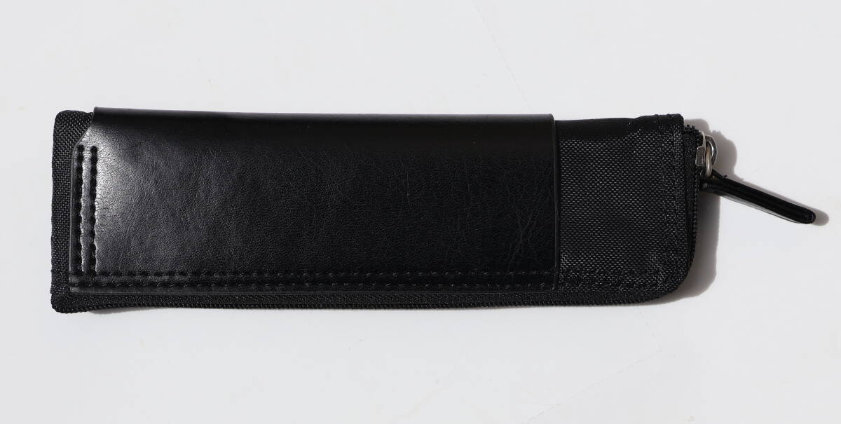 ペンケース 牛革 ブラック黒 大人用 ベルト挟み付き 拍卖