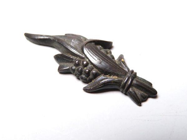 【11893】刀装具 江戸~明治 赤銅 南天 目貫 金具 (検/刀/武具/拵/柄)(初品・買取品)拍卖