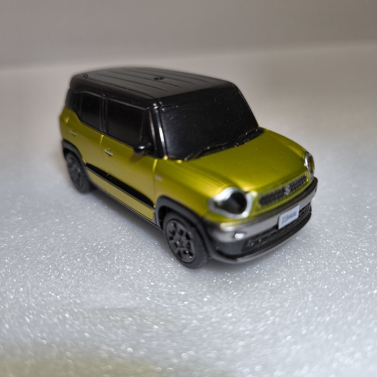 ブレイク プルバックカー ミニカー XBEE クロスビー ラッシュイエローメタリック拍卖