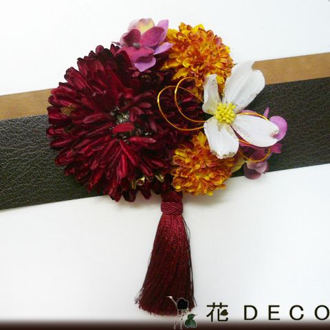 髪飾り 花 菊と花水木 赤白黄 菊 成人式 振袖 結婚式 卒業式 袴 浴衣 着物(1)(2)拍卖