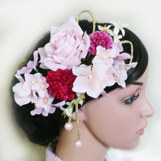 髪飾り 花 成人式 バラと菊 紐付き 結婚式 振袖 卒業式 袴 ブライダル(1)(2)拍卖