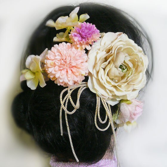 髪飾り 花 金鳳花とミニバラ他 成人式 振袖 結婚式 卒業式 袴 浴衣 着物 フラワー くすみ系拍卖