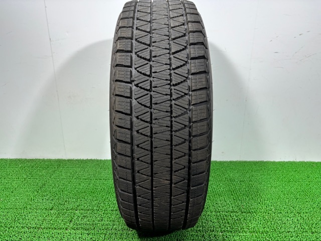 ☆送料込み☆ 2024年製 225/65R17 ブリヂストン BLIZZAK DM-V3 スタッドレス 1本 225/65/17 タイヤ拍卖