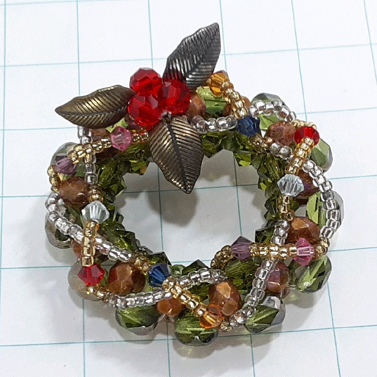 送料無料)ビンテージ☆ラインストーン フラワーリース☆アンティーク ブローチ A32245拍卖