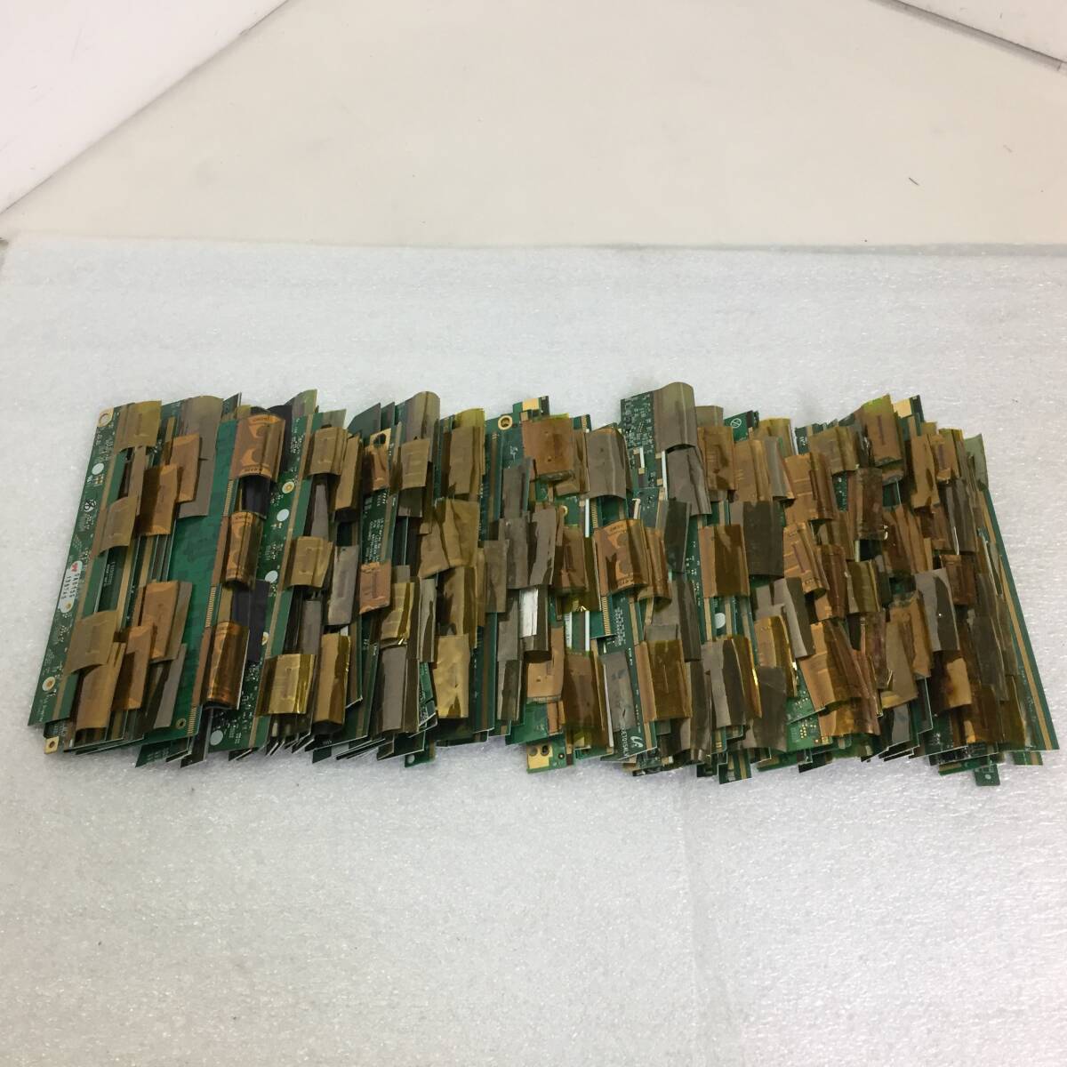 ★【都市鉱山】ゴールド/金 重量1Kg ジャンク基板 金メッキ/金抽出/金精練/再生ゴールド/研究用に レアメタル【ジャンク品】①拍卖