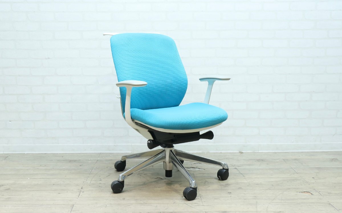 ■【I0893】★オカムラ★okamura★シルフィーチェア★Sylphy★回転チェア★ローバック★オフィスチェア★肘付き★高さ調節★拍卖