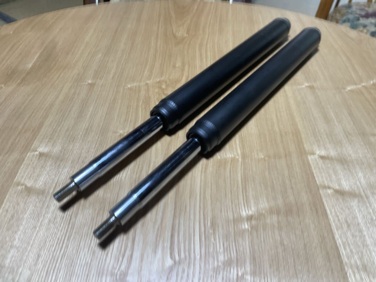 ハコスカ GC10 KGC10 フロント ショート アブソーバー2本セット KYB カヤバ 黒 ブラック サスペンション 日産 スカイライン 拍卖