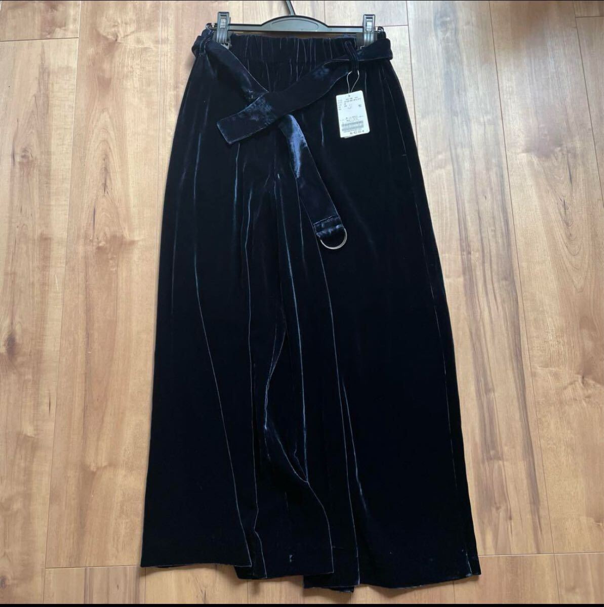 新品 ジャーナルスタンダード シルクベロアギャザーワイドパンツ 定価2万4200拍卖