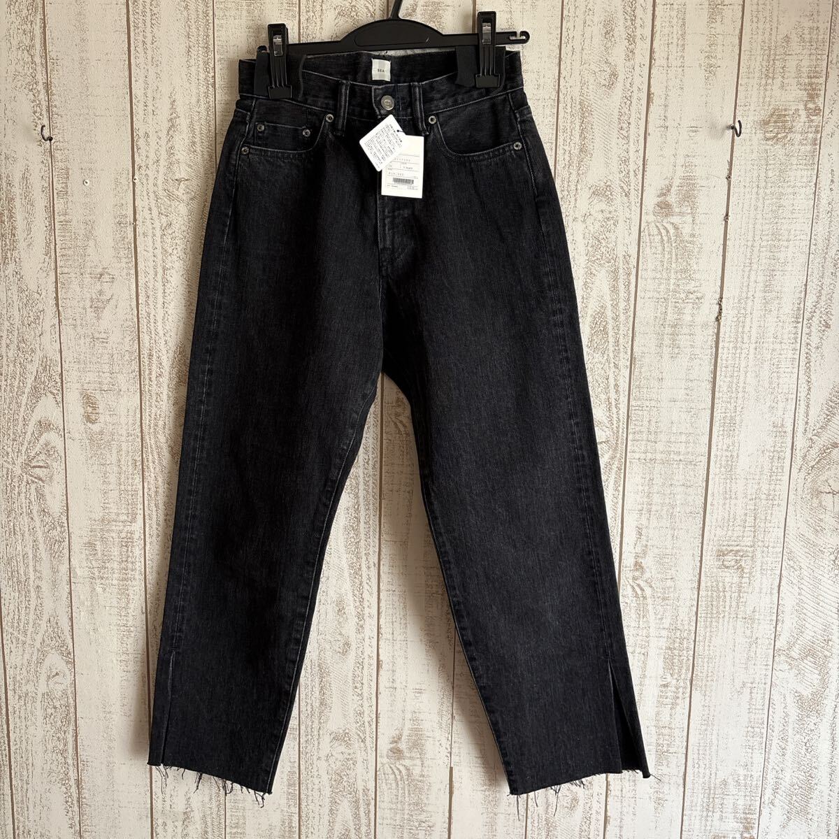 新品 SEA シー 黒デニムパンツ 定価¥3万1900円拍卖