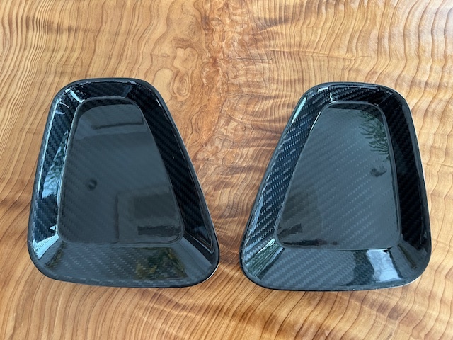 (限定特価)アバルト テールライト センター ガーニッシュ リアル ドライ カーボン拍卖