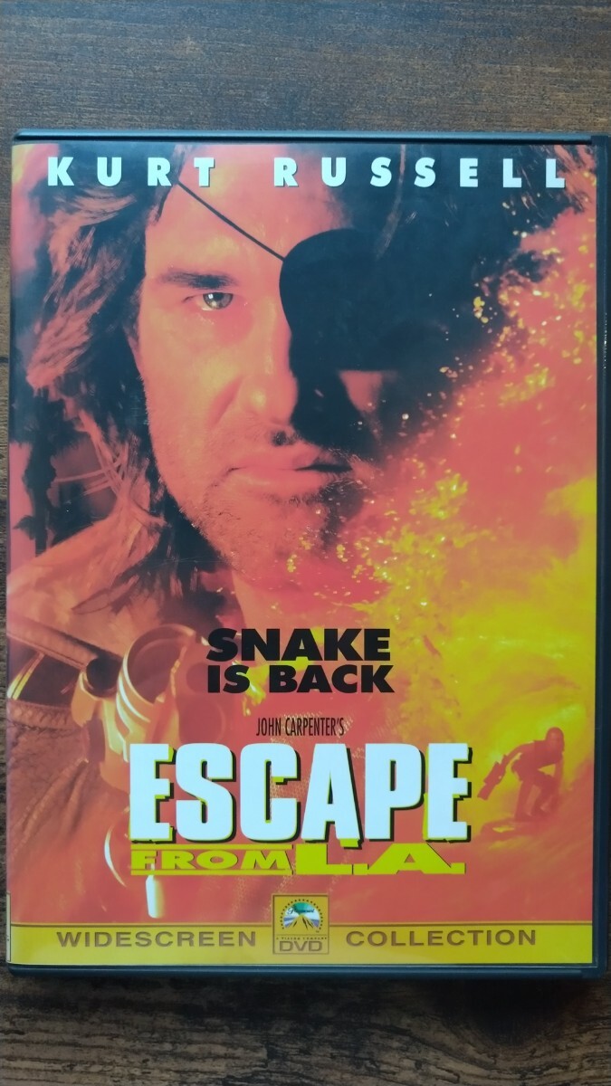 エスケープ・フロム・L.A. 監督=ジョン・カーペンター 出演=カート・ラッセル ステイシー・キーチスティーブ・ブシェミ ほか 1996年製作拍卖