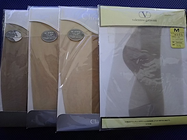 かかと付パンティストッキング4足 クリスチャンディオール・バレンチノ サイズM 新品未使用品拍卖