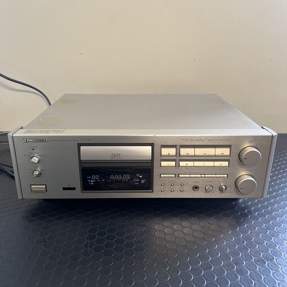 Pioneer D-O7A DATデッキ パイオニア 通電確認済み 現状品拍卖