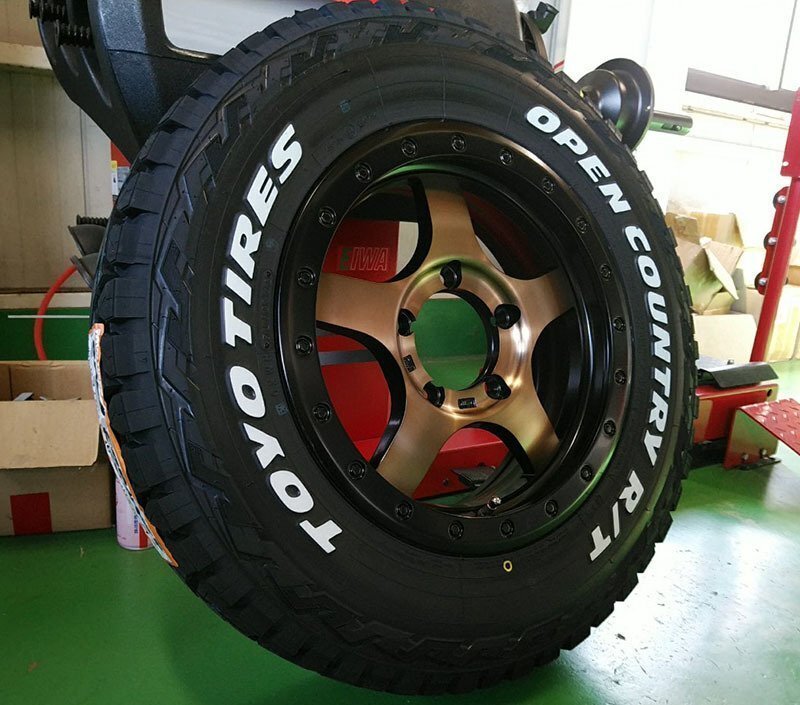 人気 タイヤホイール ジムニー JB64 JB23 TOYO OPENCOUNTRY RT 185/85R16 ホワイトレター 新品4本セット 16インチ BDX05拍卖