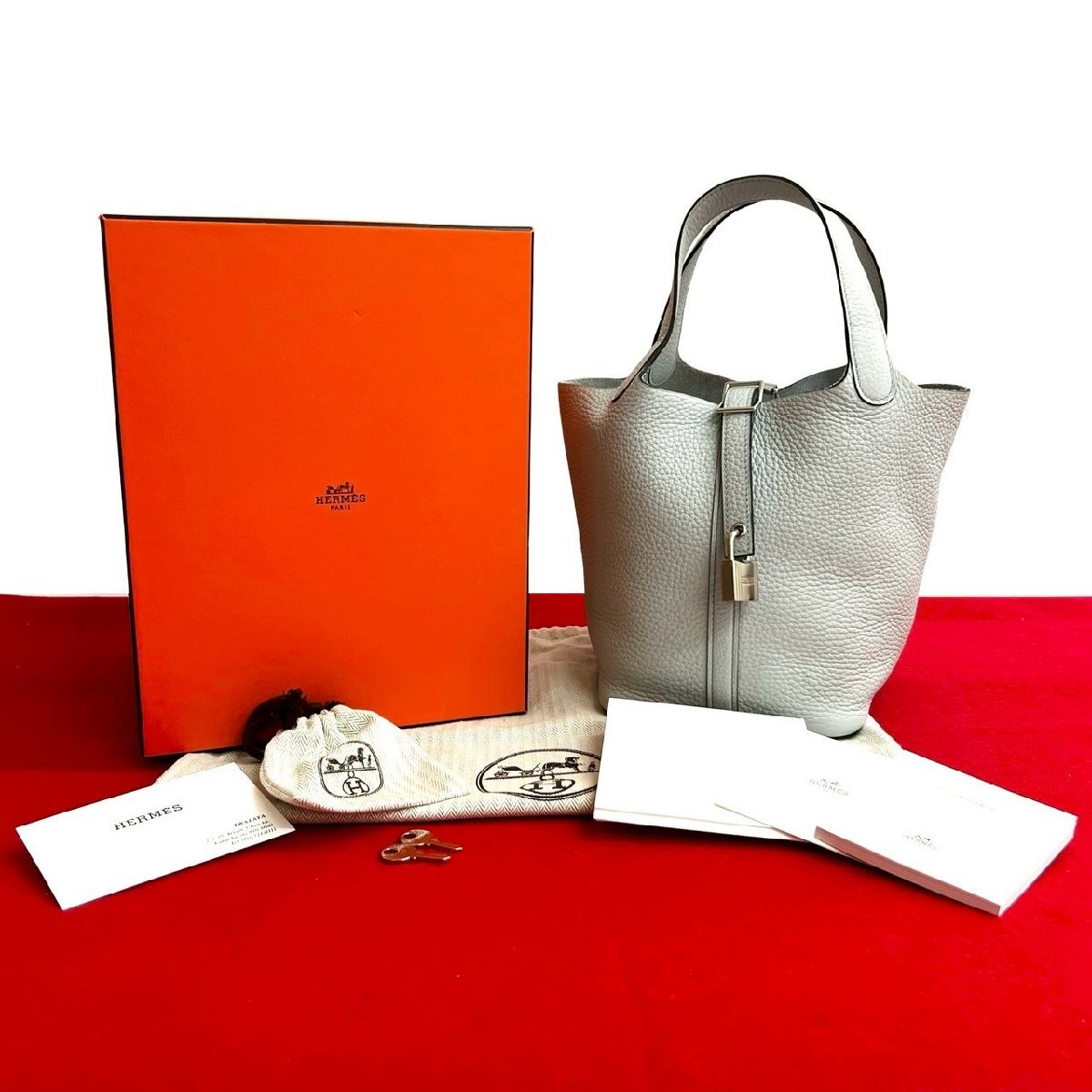極 美品 箱 袋付き Z 刻印 HERMES エルメス ピコタンロック PM トリヨンクレマンス レザー 本革 ハンドバッグ ライトブルー 45635拍卖