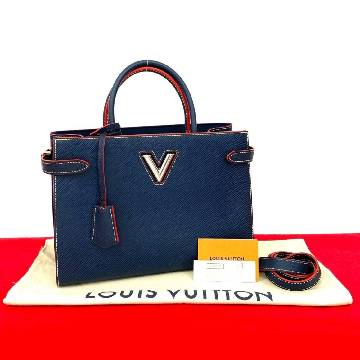 極 美品 袋付き LOUIS VUITTON ルイヴィトン ツイスト トート レザー 本革 2way ハンドバッグ ショルダーバッグ ネイビー レッド 35-10拍卖