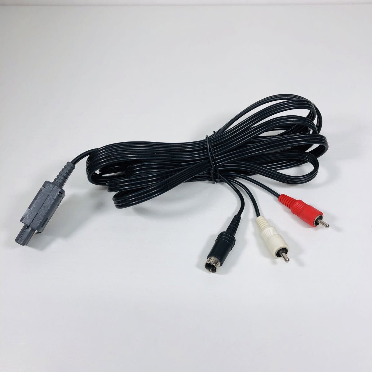 中古保管品 動作未確認 ジャンク HORI スーパーファミコン N64 ゲームキューブ など S端子ケーブル ロング AVケーブル 約2.8m拍卖