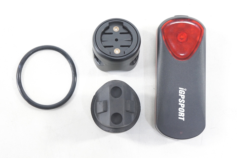 ◆◆アイジーピースポーツ IGPSPORT SR30 リアレーダー リアライト テールライト 点灯確認済拍卖