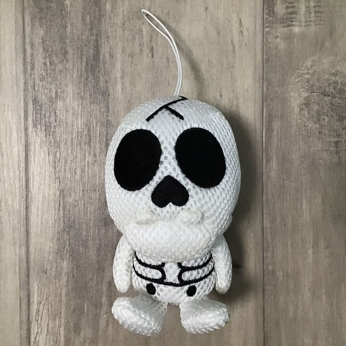 BAPE SKULL BIG PLUSH DOLL ストラップ a bathing ape エイプ ベイプ アベイシングエイプ マイロ milo スカル拍卖