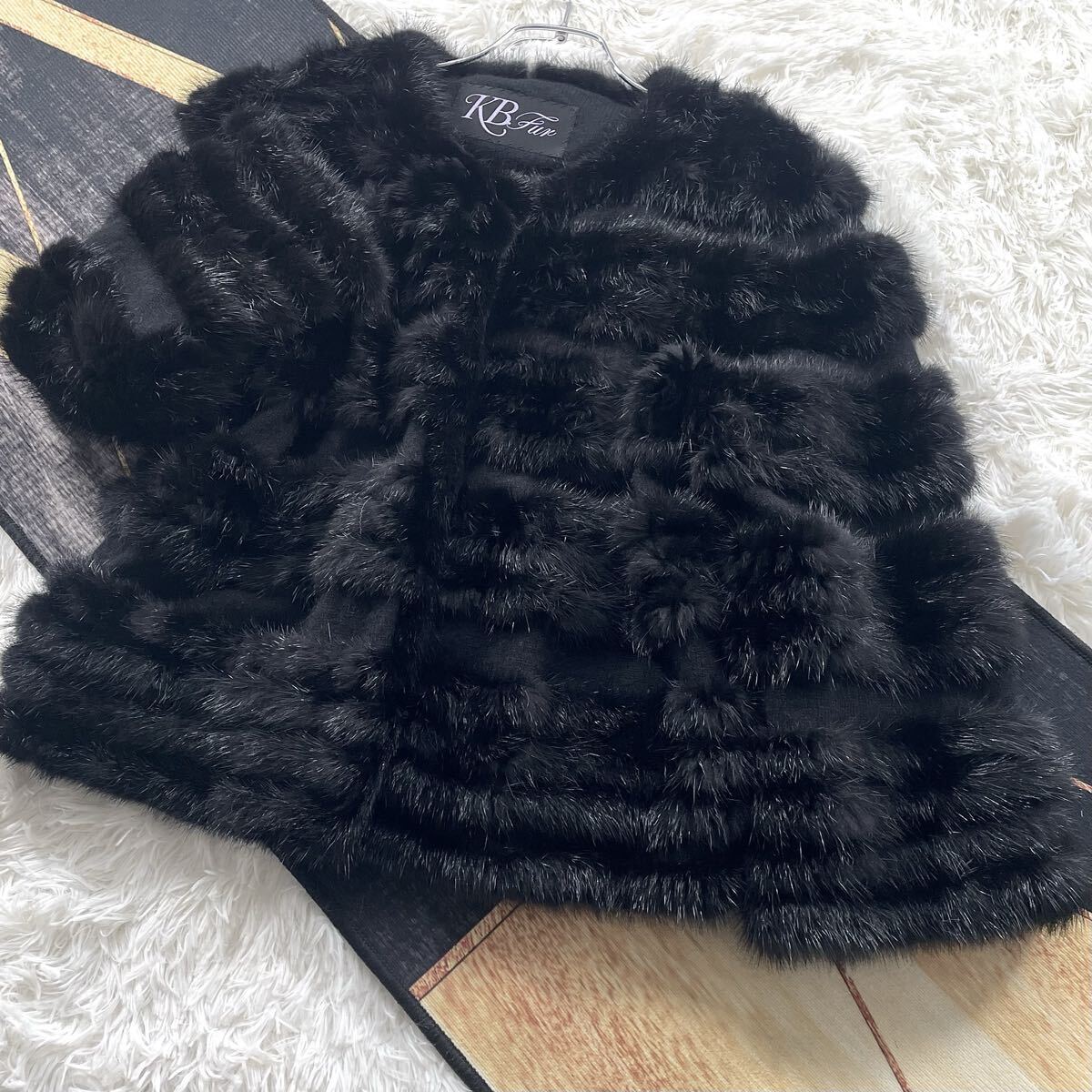 近年人気モデル/横段 軽量 ミンク/MINK カシミヤ/cashmere ファーコート リアルファー 本毛皮 L相当 貂 クロップド/ショート KB fur 黒拍卖