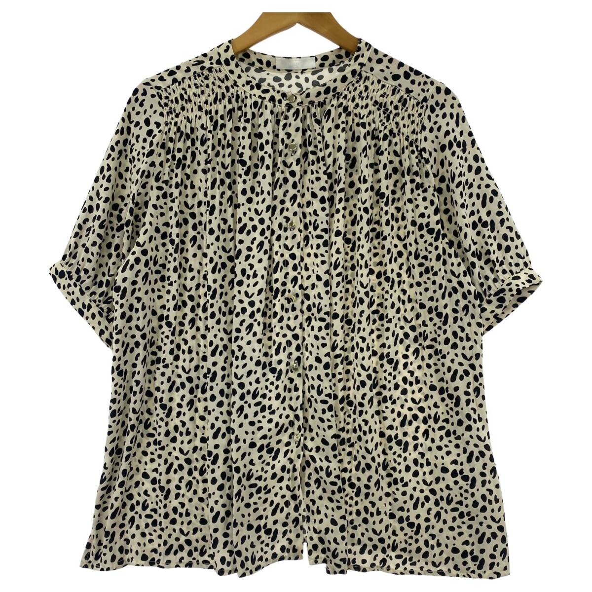 DRESKIP ドレスキップ 総柄 シャーリング ブラウス sizeM/アイボリー×ブラック ゆうパケットOK拍卖