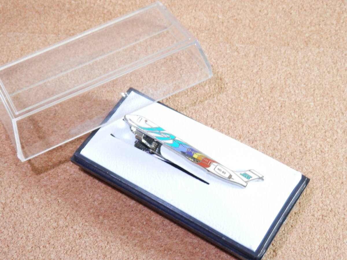 JAS 日本エアシステム / レインボーカラー 黒澤明モデル マクドネルダグラス MD-90 ネクタイピン / タイピン 飛行機 旅客機 航空機拍卖