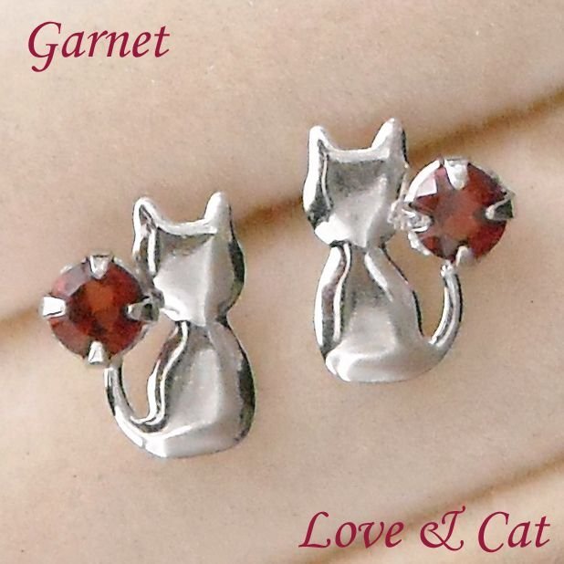 ガーネット ピアス 天然石 プラチナ 1月誕生石 レディース 50代 40代 60代 30代 20代 猫 ねこ ネコ アニマル 一粒 pt900 妻 彼女 ギフト拍卖