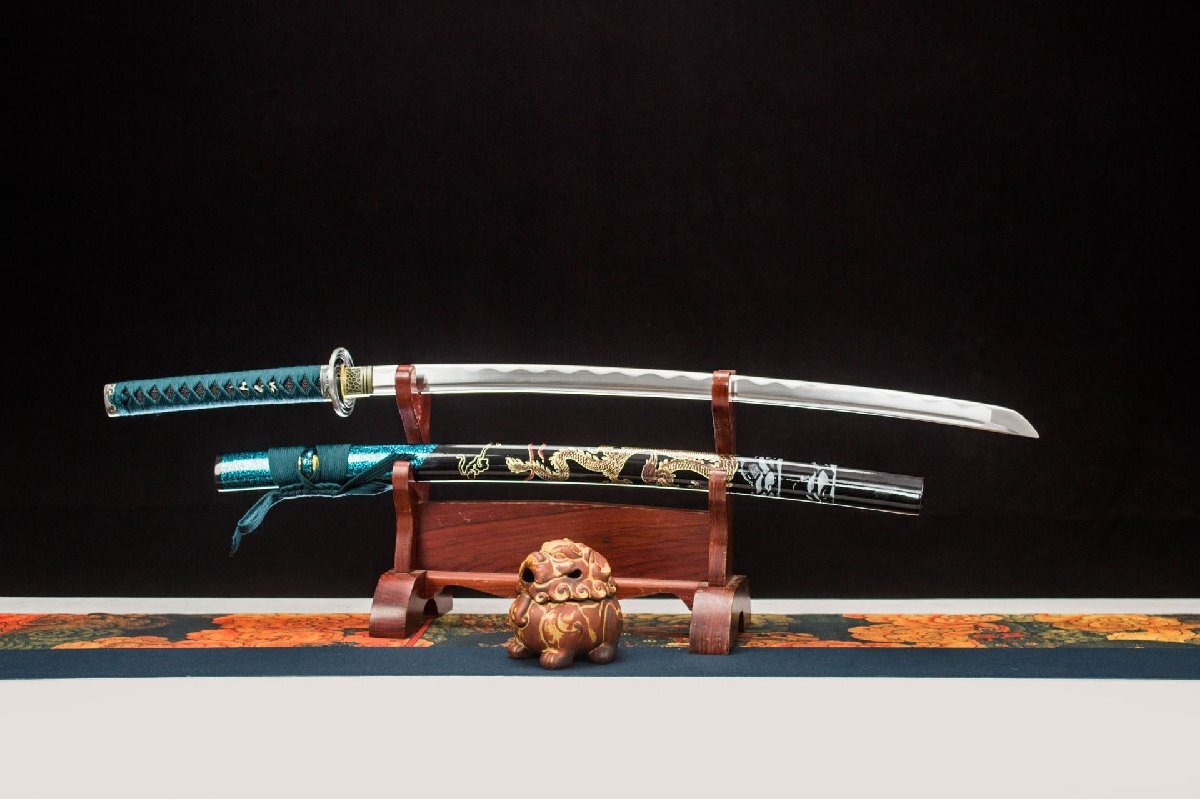 即日発送 美品 侍刀・居合刀・模造刀 置物 全長 102cm 刃長 72cm 柄長 27.5cm 刃幅 3.2cm 刃未開 品番・ ML9拍卖