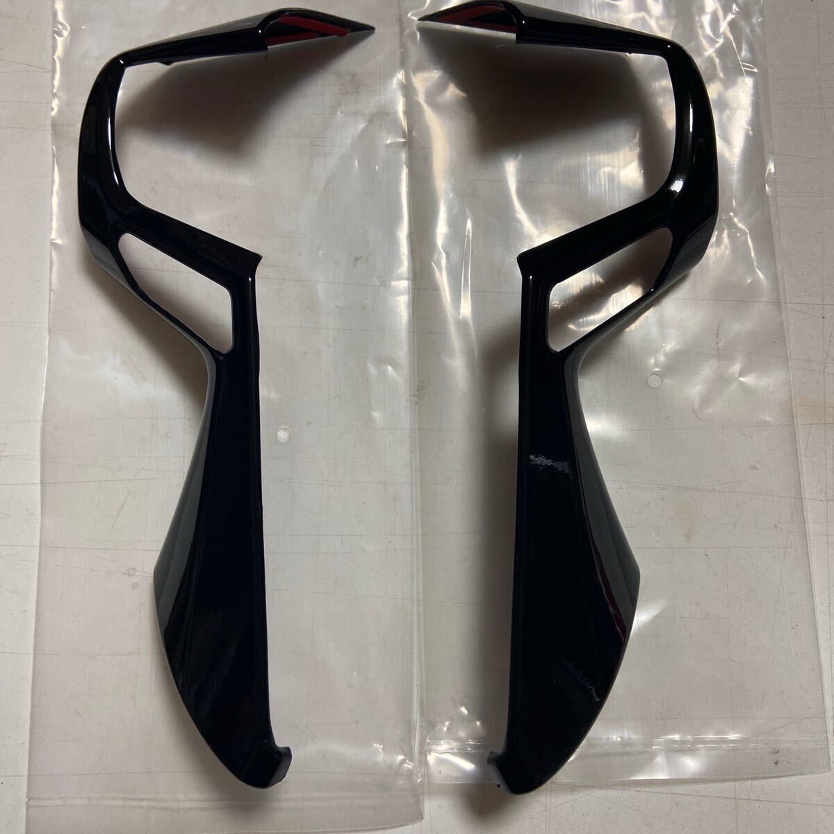 30系 ヴェルファイア アルファード ステアリングガーニッシュ ピアノブラック黒 スイッチカバー カスタムパーツ 前期後期 インテリアパネル拍卖