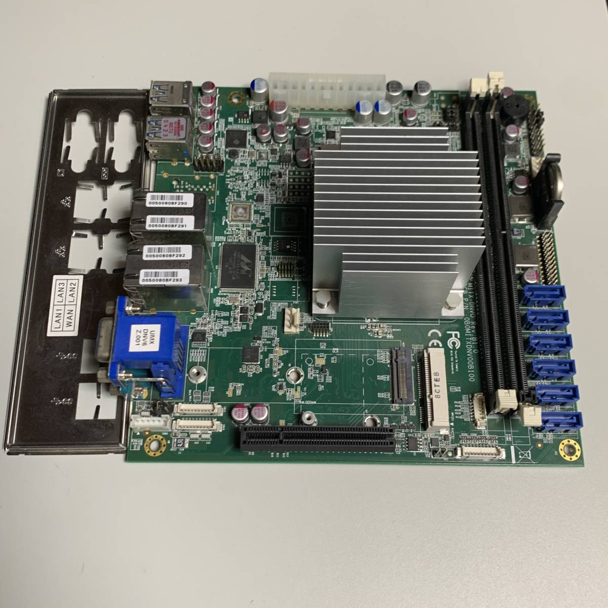 【中古/簡易確認】産業用マザーボード Quanmax MITX-DNV6 Intel Atom C3538 I/Oパネル 未確認eSATAケーブル付 / NAS由来拍卖