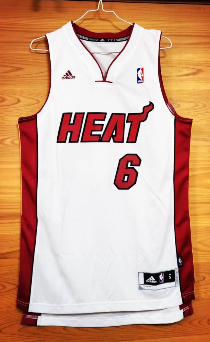 ADIDAS LEBRON JAMES Swingman Miami Heat Jersey Size (S) / レブロン ジェームズ NBA 刺繍タイプ ユニフォーム NIKE拍卖