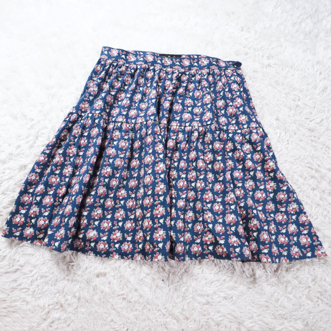 トゥービーバイアニエスベー Tob by agnes b フレアスカート 花柄 総柄 コットン100%生地 ネイビー フラワープリント 日本製拍卖