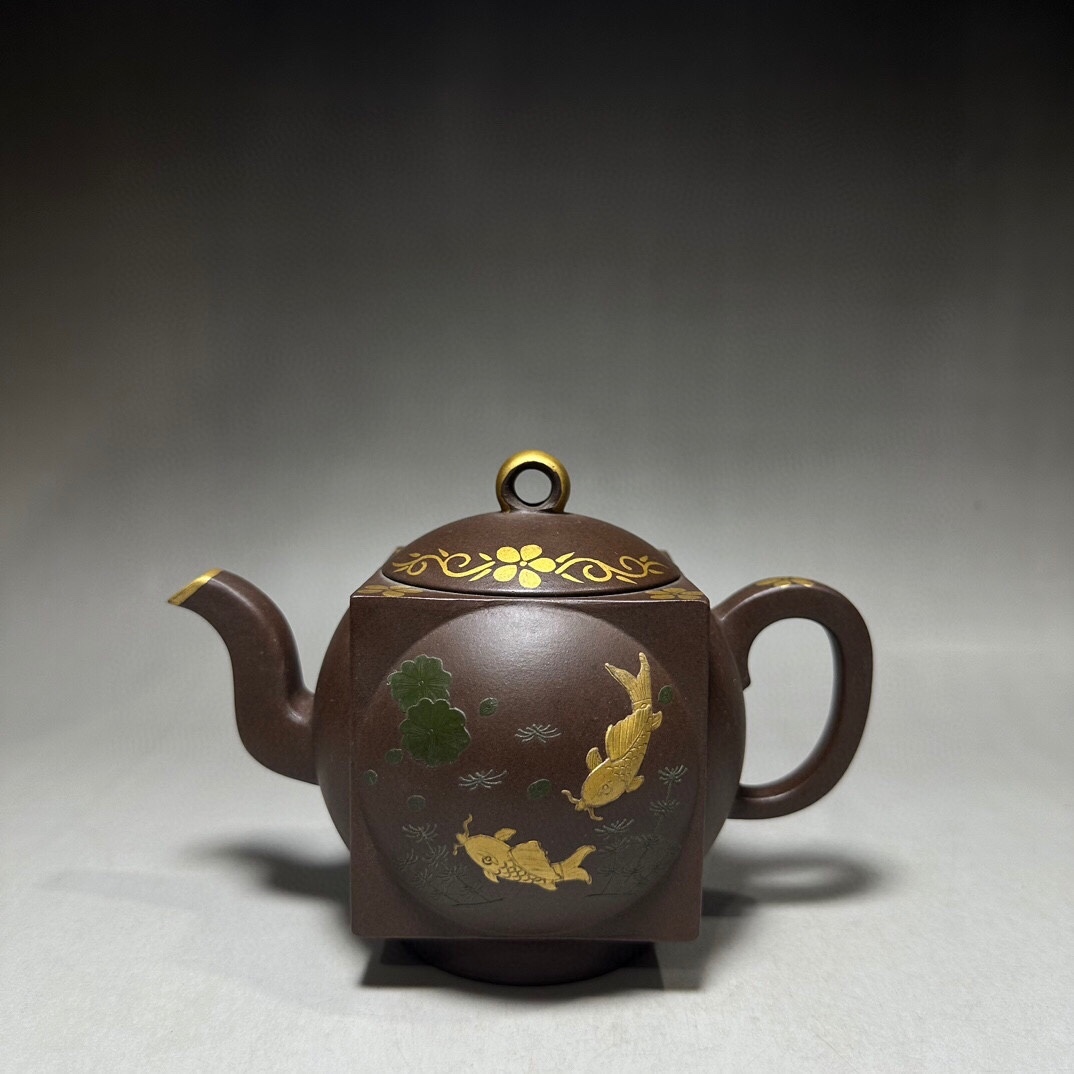 zz9|8691 人間国宝 紫砂壺【金紫砂壷の逸品です】 中国古玩 茶道具 中国古美術 中国骨董珍品 伝世珍品 賞物 傳世家珍 拍卖