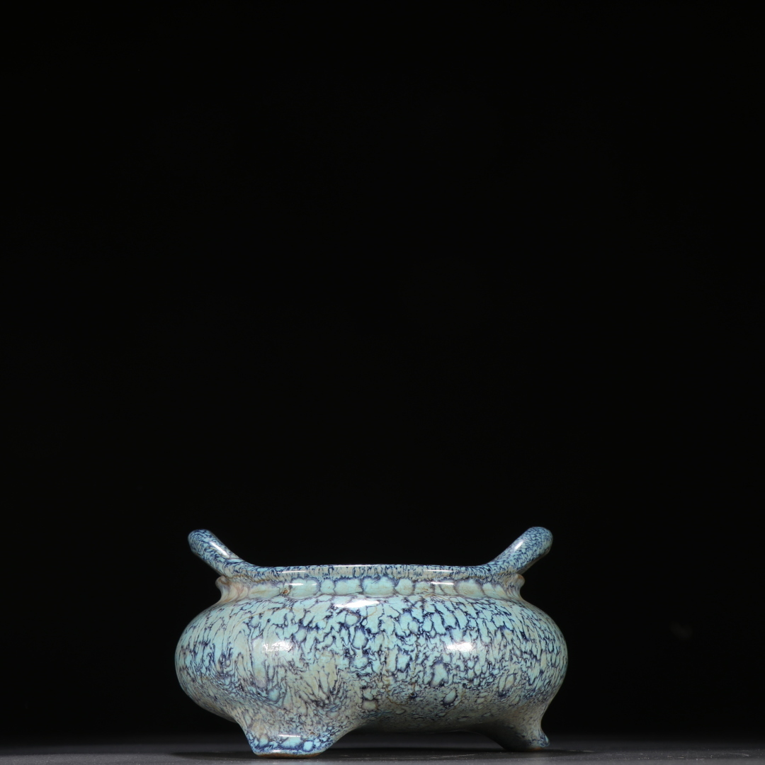 zz9|9876 中国磁器 陶芸 磁器『清炉鈎釉双耳三足香炉です』施釉陶 古代工芸品 陶芸 精美彫 置物 收藏品拍卖