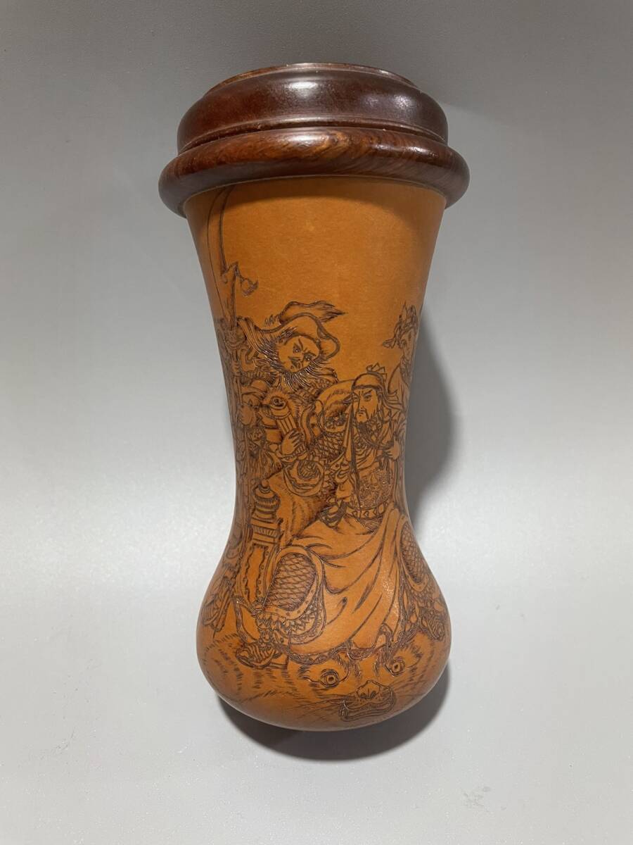 zz9|8559 中国骨董 人間国宝 古代木工芸品 【キリギリスのコリギの壺です】 中国古美術 珍品 伝世珍品 賞物 傳世家珍 拍卖