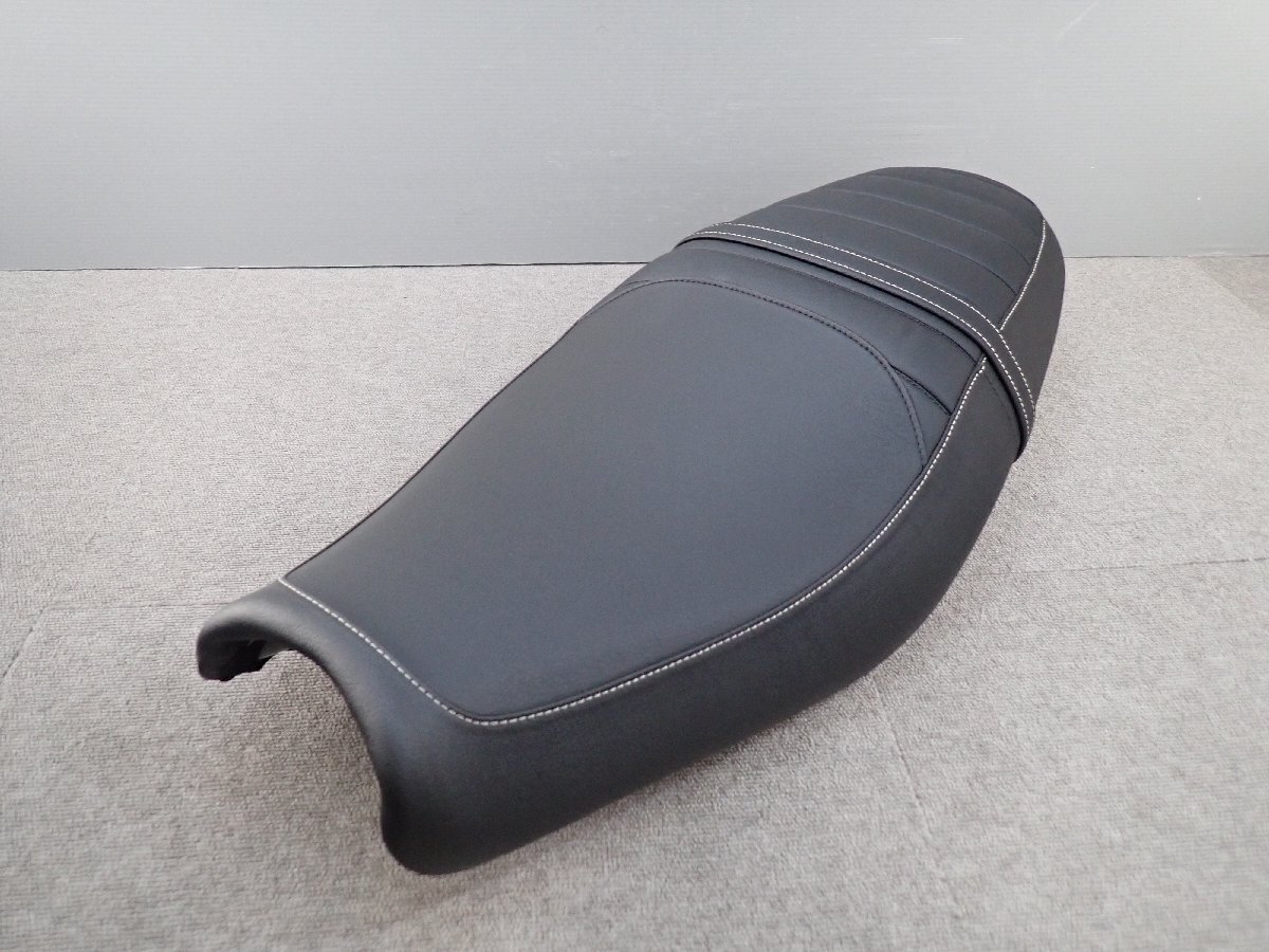 【美品】 トライアンフ ストリートツイン 純正 シート 2304054拍卖