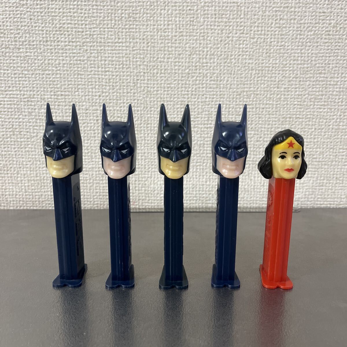ペッツ PEZ スーパーヒーロー バッドマン スーパーウーマン 5体セット コレクション拍卖