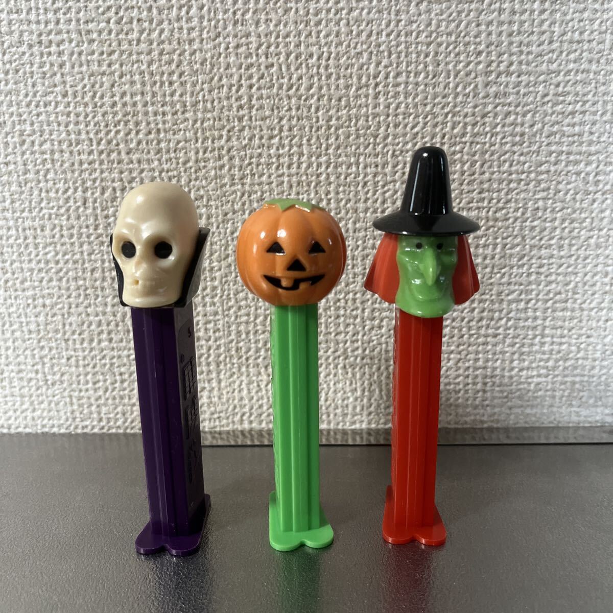 ペッツ PEZ ハロウィン 当時もの 3体セット コレクション 魔女 骸骨 パンプキン拍卖