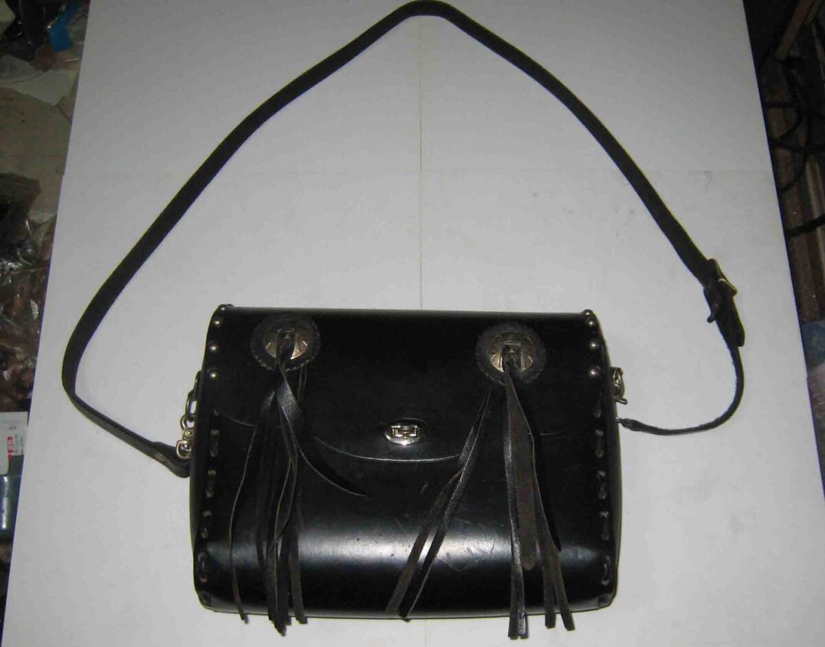 黒 レザー ウエスタン調フリンジ ショルダーバッグ 男女兼用拍卖