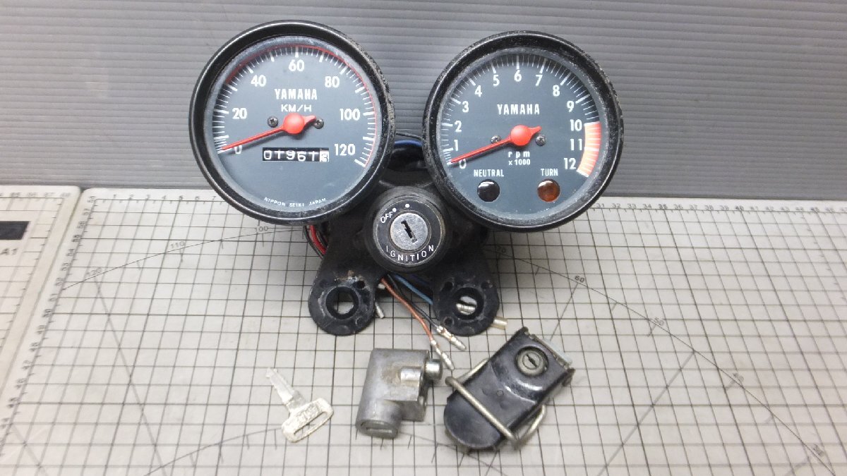 MK RD50 481 メーターユニット スピード タコ インジケーター キーセット 低走行 1961km NIPPON SEIKI 検 RD90 2st 2サイクル 前期 1977拍卖