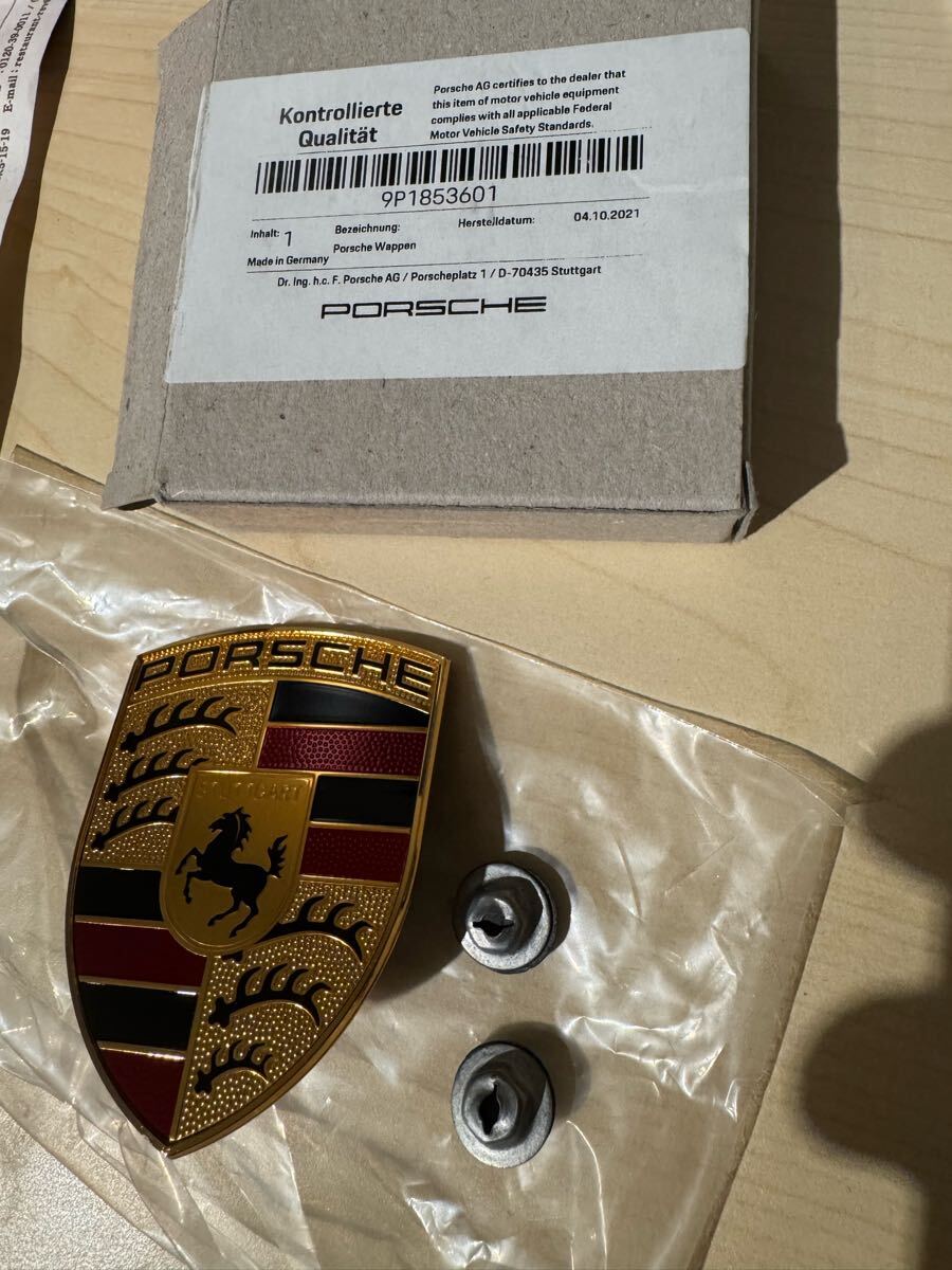 ポルシェ 純正 エンブレム ボンネット 新品未使用 9P1853601 911 997 996 987 ケイマン カイエン パナメーラ拍卖