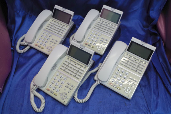 ★4台1セット★ NEC/DT800シリーズ 24ボタンIP多機能電話機 業務用 ◆ITZ-24D-2D(WHT)◆ 41837S拍卖