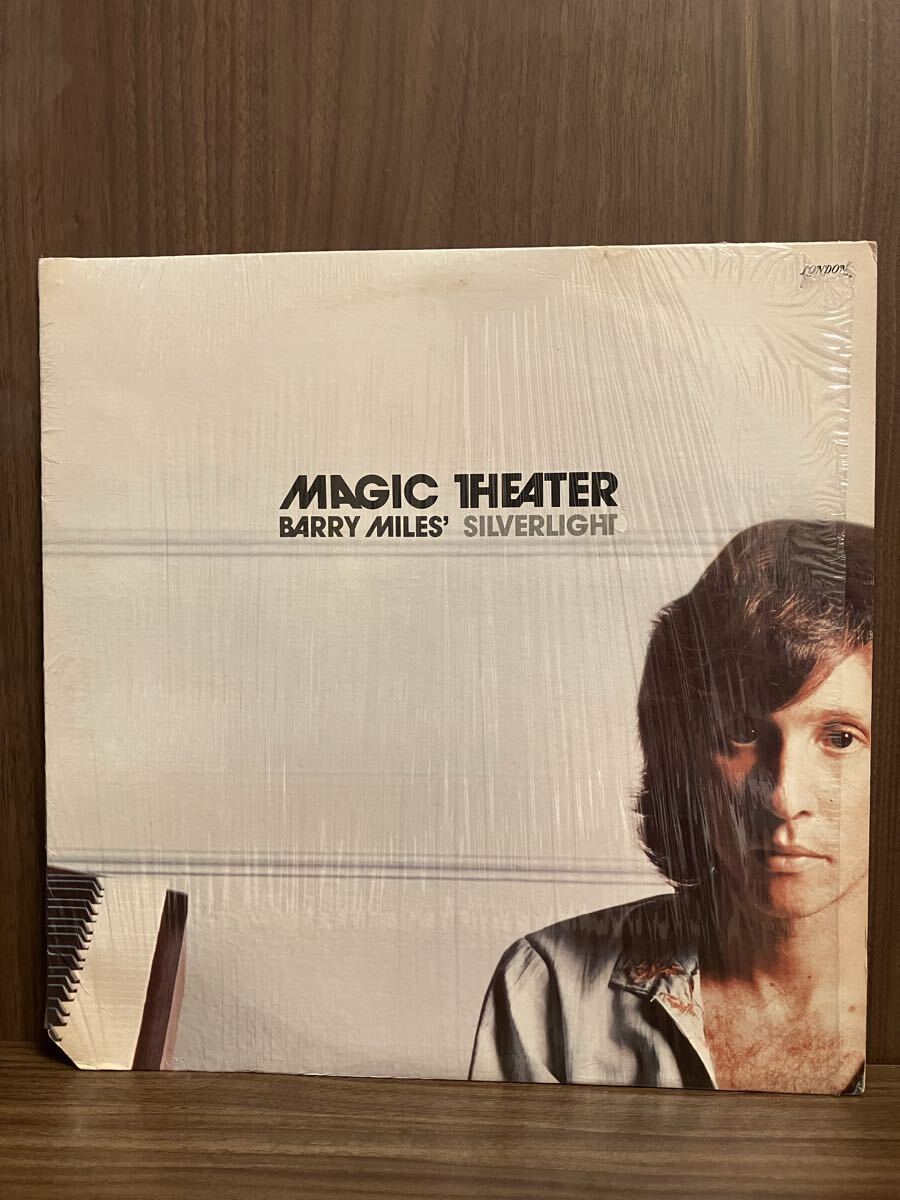 Barry Miles & Silverlight Magic Theater拍卖