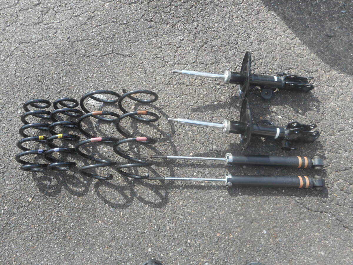 トヨタ エスティマ ACR50W 純正 サスキット ショックアブソーバー+スプリング 48510-28270 48520-28270 48530-28030 綺麗拍卖