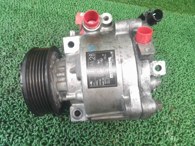 デリカD5 LDA-CV1W A/C エアコンコンプレッサー X37 7813A428拍卖