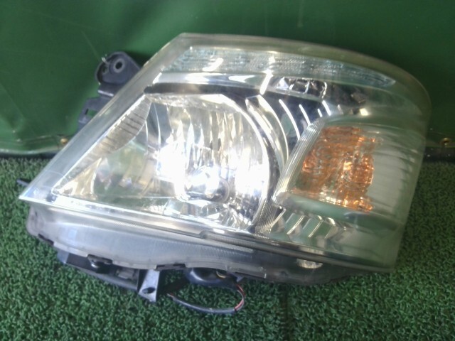 NV350キャラバン LDF-VW2E26 左ヘッドランプ KH3 H023 26060-3XU0B 純正HID拍卖