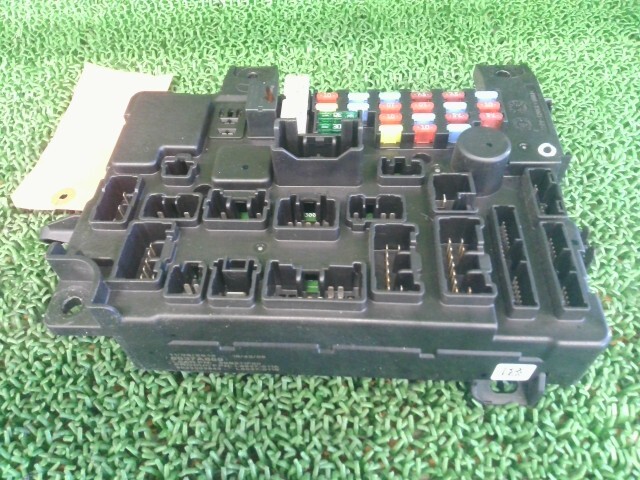 アウトランダー DLA-GG2W ヒューズボックス W13 8637C610 8637A869拍卖